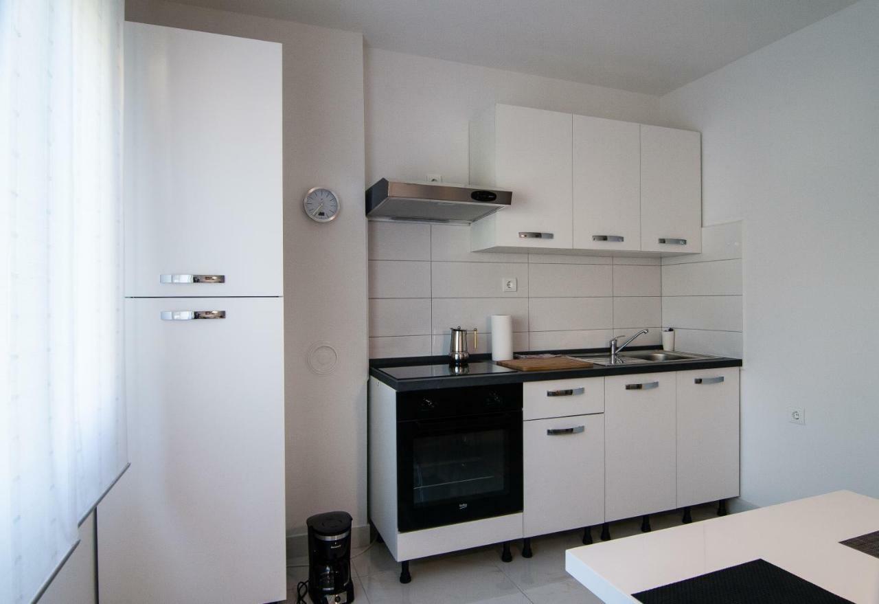 New Renovated Apartment 15 Min From Beach On Foot Πούλα Εξωτερικό φωτογραφία