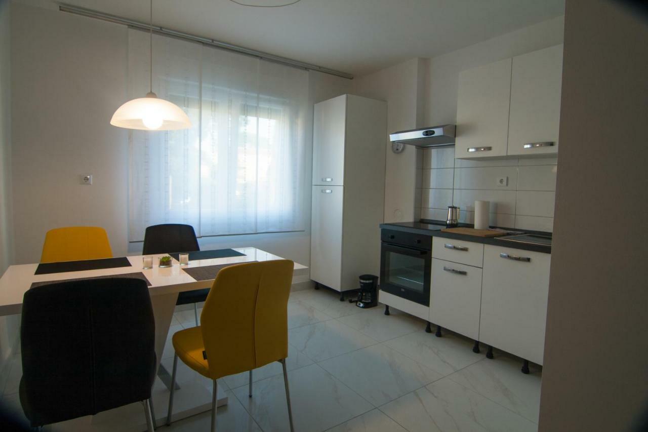 New Renovated Apartment 15 Min From Beach On Foot Πούλα Εξωτερικό φωτογραφία