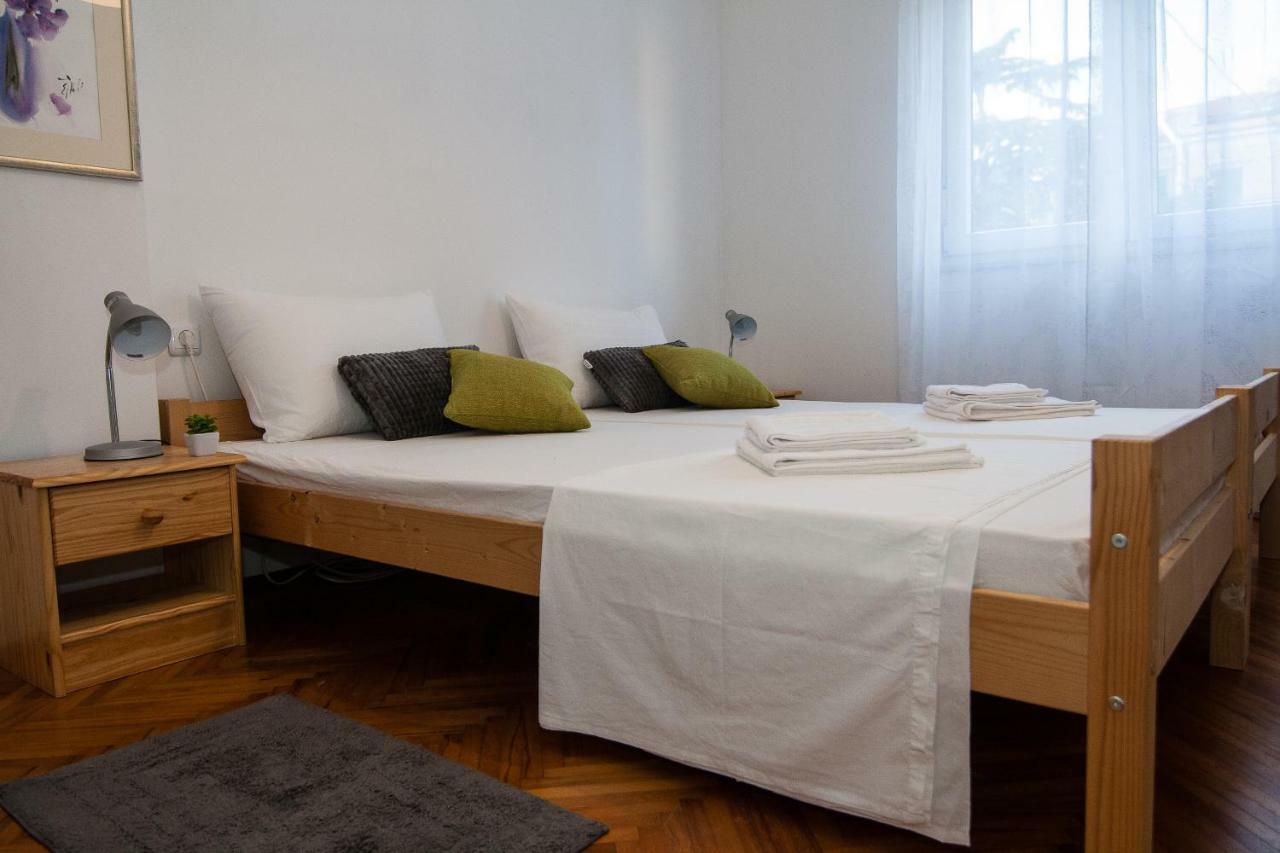 New Renovated Apartment 15 Min From Beach On Foot Πούλα Εξωτερικό φωτογραφία