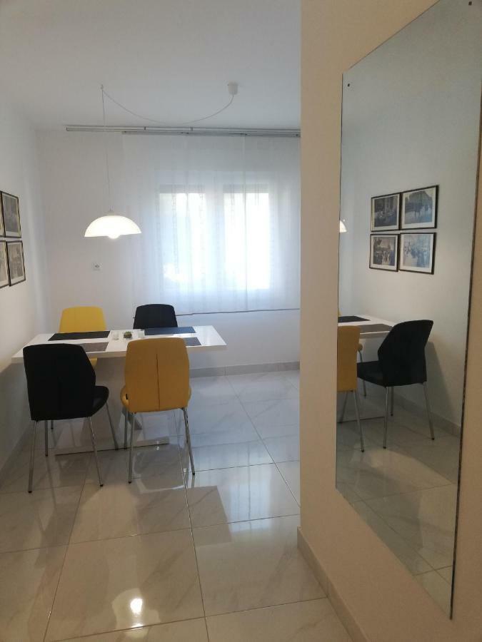 New Renovated Apartment 15 Min From Beach On Foot Πούλα Εξωτερικό φωτογραφία