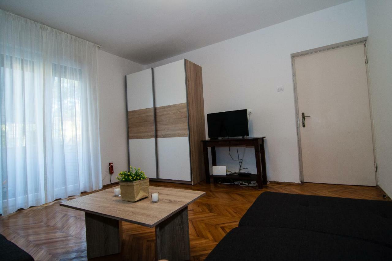 New Renovated Apartment 15 Min From Beach On Foot Πούλα Εξωτερικό φωτογραφία